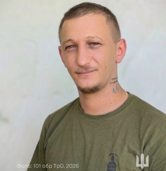 Від кулеметника до бойового медика: історія закарпатця «Зуба», який рятує побратимів