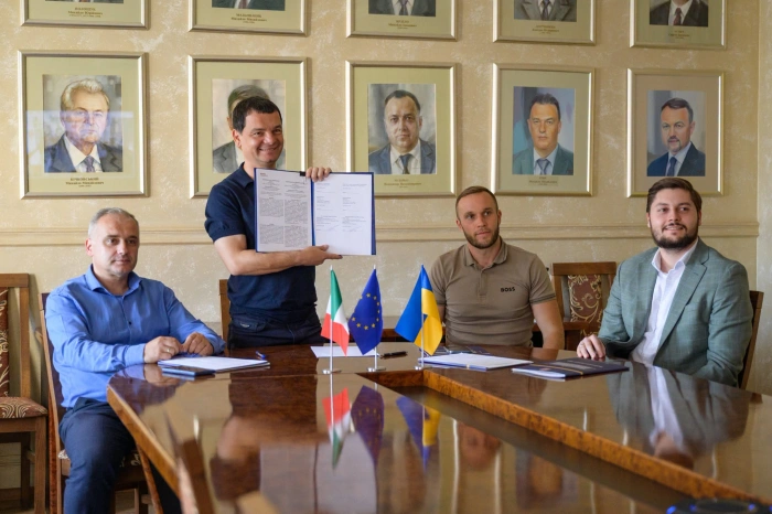Закарпатська обласна рада підписала Меморандум із європейським дослідницьким центром Eurac Research