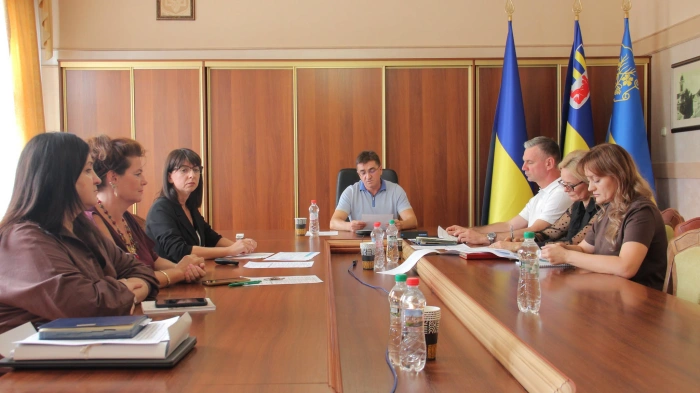 Наповнення місцевих бюджетів та скорочення податкового боргу : фінансова спроможність громад Закарпаття

