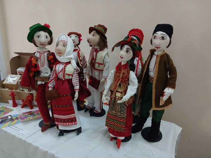 В Ужгороді презентували роботи учасників конкурсу «Туристичний сувенір Закарпаття 2026»
