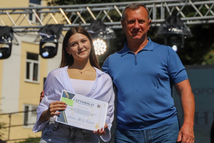 174 ужгородських школярів відзначили за перемоги на всеукраїнських олімпіадах та конкурсах