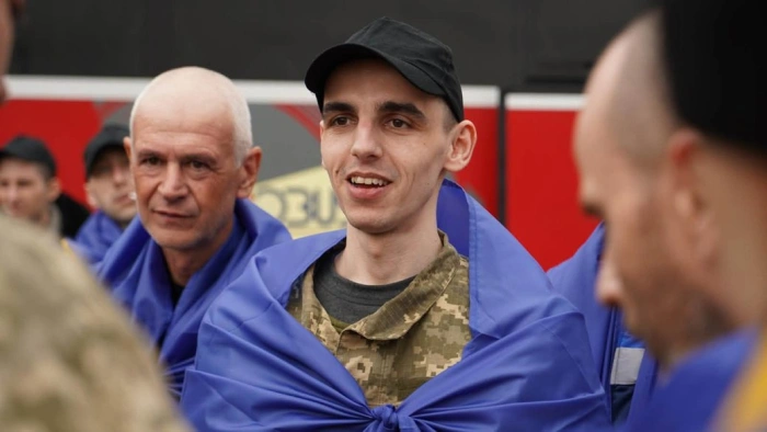 «Упала на коліна й дякувала Богу»: мати звільненого з російського полону Мирона Сегедія — про першу розмову з сином