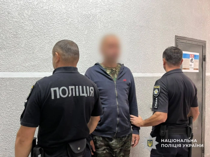 На Мукачівщині поліція затримала місцевого жителя, який через ревнощі підпалив односельця