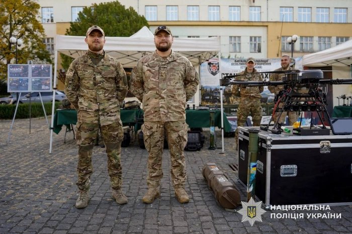 «Техніка спротиву»: бійці «стрілецького» батальйону поліції Закарпаття показали чим нищать ворога на фронті