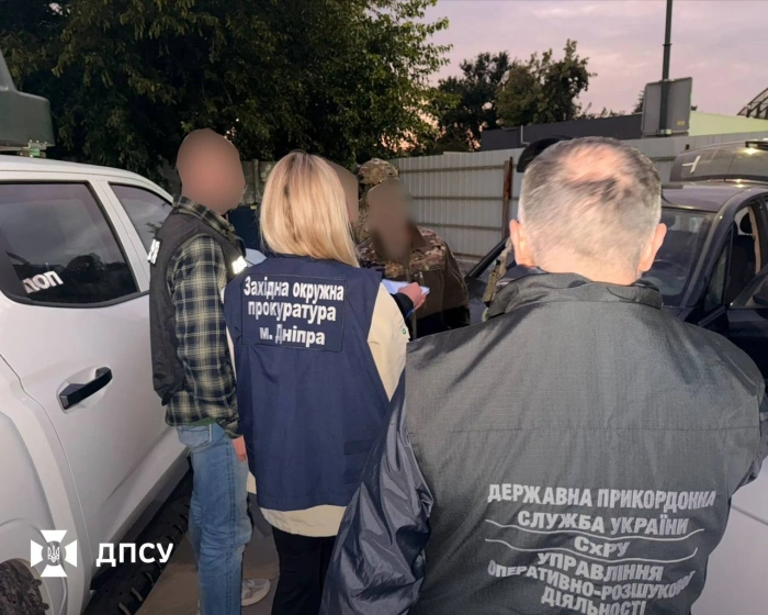 $11 500 за «трансфер» до Румунії: прикордонники викрили організаторів незаконного переправлення за кордон