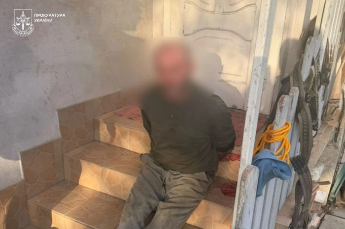 На Хустщині прокуратура координує розслідування подвійного вбивства та замаху на вбивство ще трьох осіб. Встановлюються усі деталі
