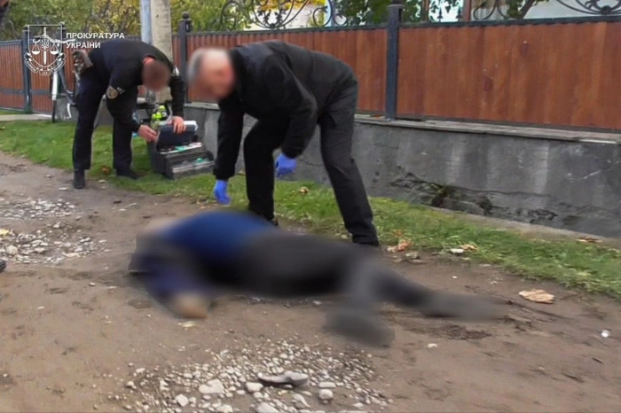 На Закарпатті повідомлено про підозру священнику, який на вулиці розстрілював перехожих. Троє людей померло, ще двоє в лікарні