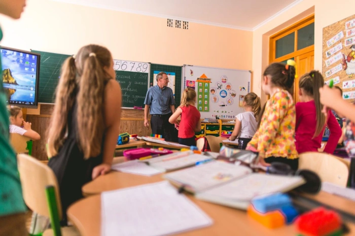 В Ужгороді стартувала всеукраїнська кампанія «Школа має значення» для допомоги навчальним закладам