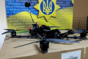 Закарпатські нацгвардійці отримали партію FPV-дронів від волонтерів

