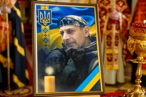 В Ужгороді попрощалися з 52-річним старшим солдатом Юрієм Сабо