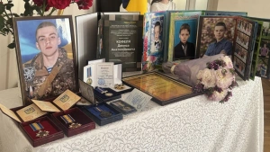 Зустріч пам'яті військовослужбовця Дениса Кофеля провели в Ужгороді

