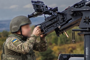 На варті неба: як на Закарпатті гвардійці тренують мобільно-вогневі групи

