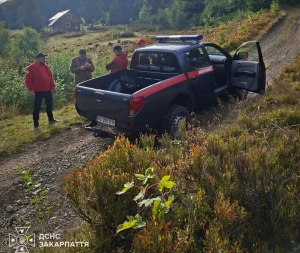На Рахівщині не припиняють пошуки 71-річного чоловіка, який пішов по гриби й не повернувся