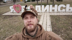 Двічі переселенець, колишній айтівець, а нині прикордонник: історія Антона Циганкова з Донеччини