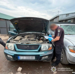 За матеріалами поліції Іршави судитимуть підприємця, який продавав «гуманітарні» транспортні засоби
