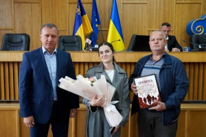 Богдан Андріїв вручив почесну грамоту 33-го окремого штурмового полку