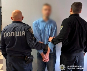 Камери допомогли розкрити крадіжку з каси готелю в Рахові