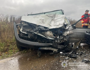Поліцейські Перечина затримали водія, який у стані алкогольного та наркотичного сп’яніння спричинив ДТП у селі Сімер