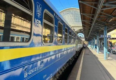Через бойові дії із суттєвим запізненням курсує низка потягів до Закарпаття